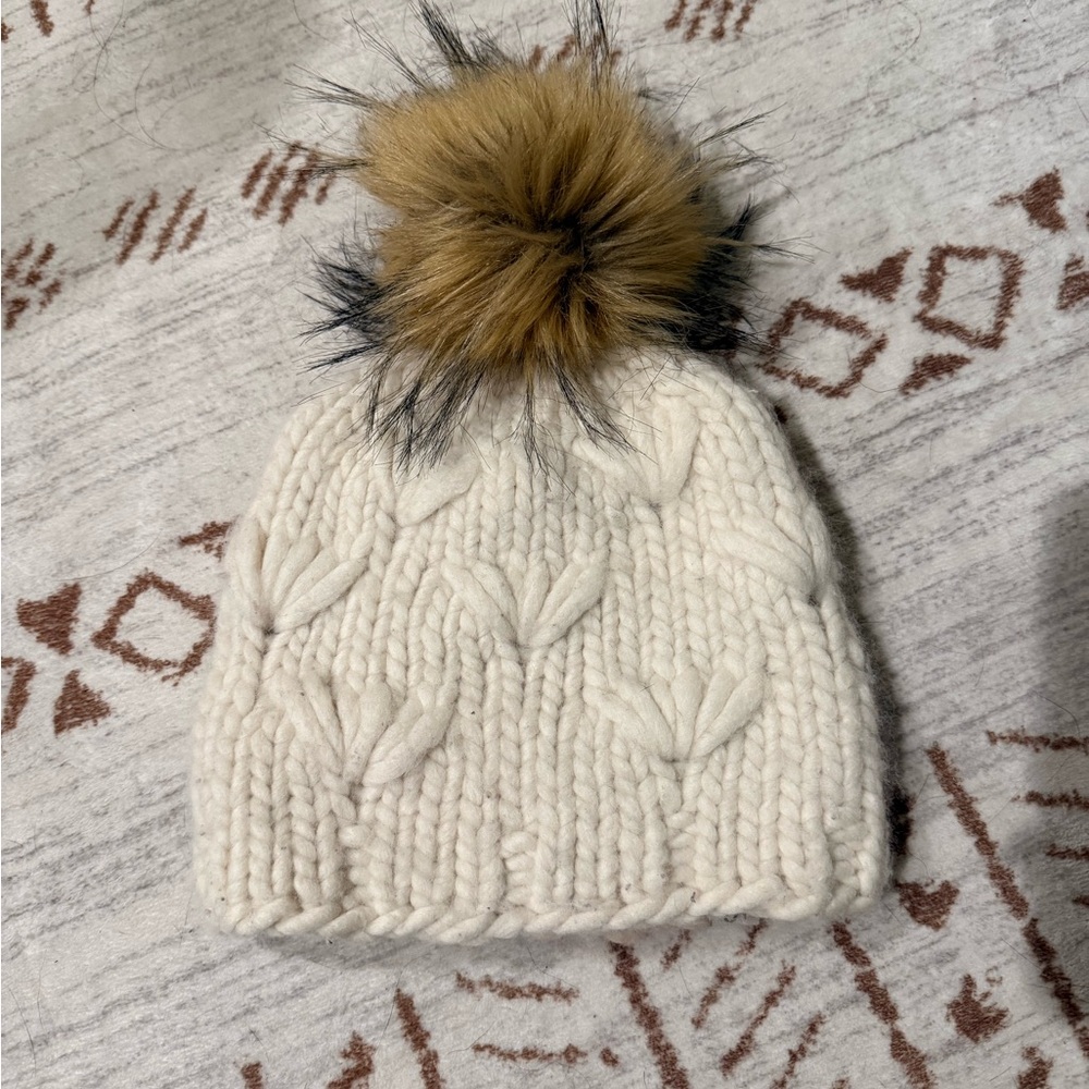 Sh*t that I knit hat. Perfect neutral that goes with everything!
